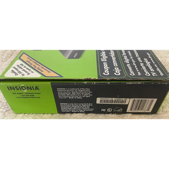 Insignia NS-DXA1-APT Digital To Analog Converter Box W/Remote & Cables... - Picture 3 of 4